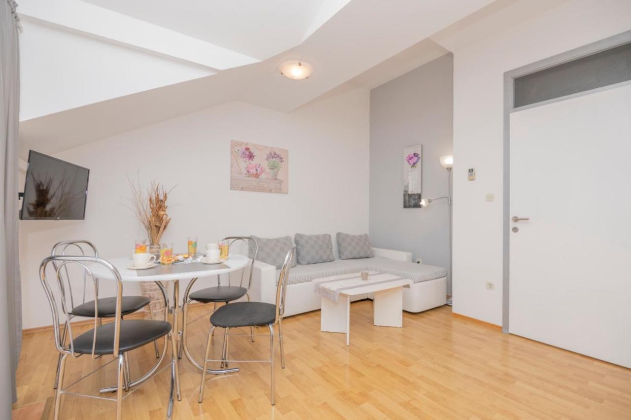 Apartments Zdravka 洛克瓦罗戈兹尼察 外观 照片