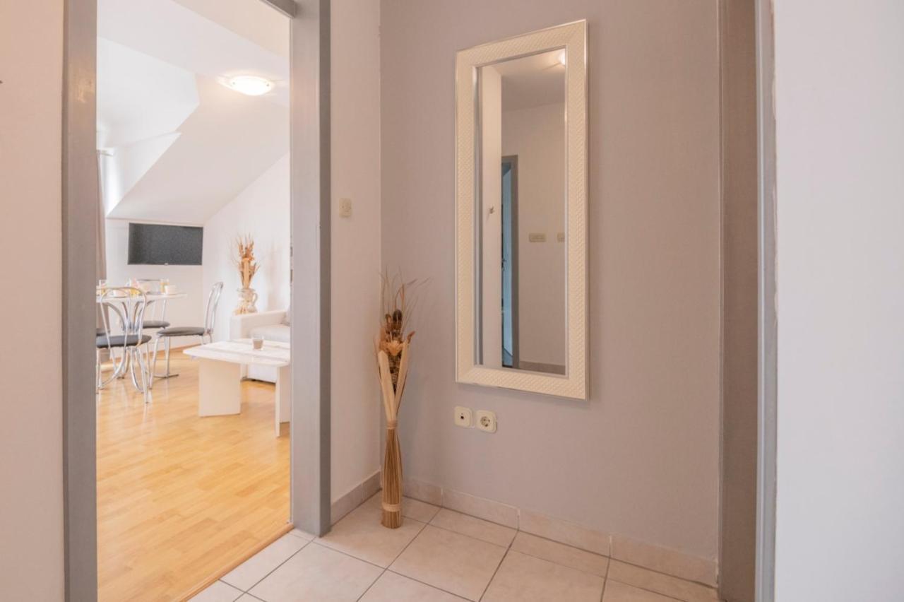 Apartments Zdravka 洛克瓦罗戈兹尼察 外观 照片