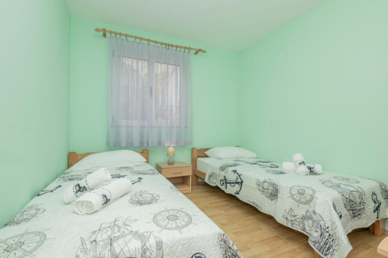 Apartments Zdravka 洛克瓦罗戈兹尼察 外观 照片